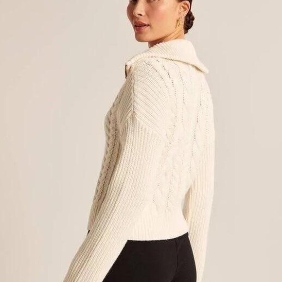 Abercrombie Half Zip Sweater - Picture 3 of 10